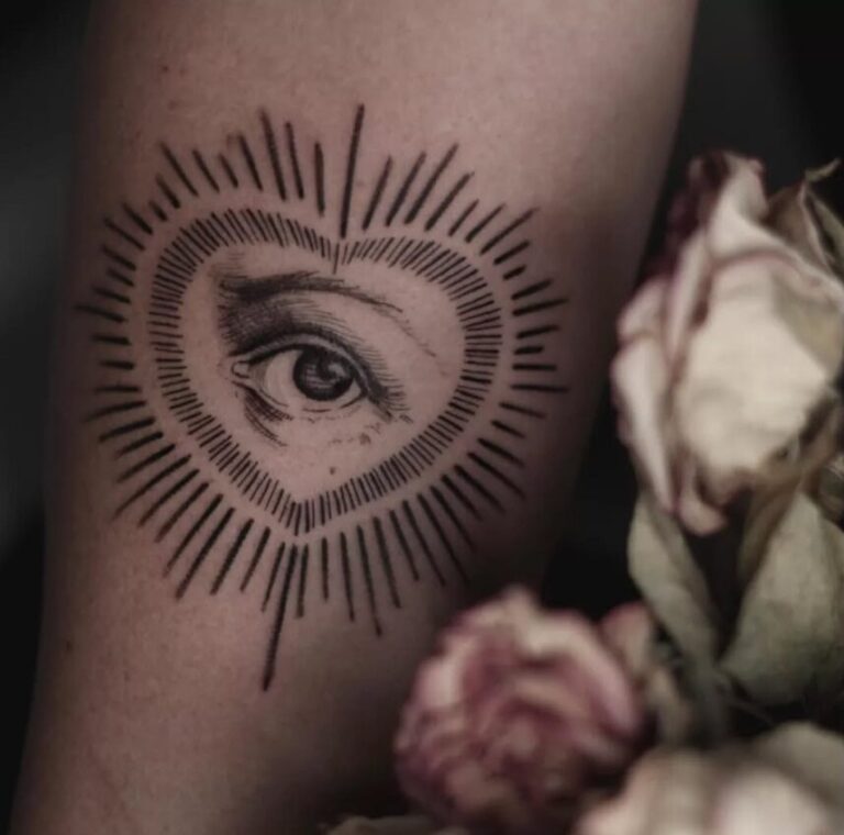 kleines tattoo
